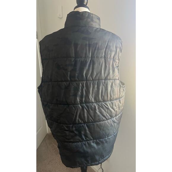 NordicTrack Green Black Camo Quilted Puffer Full Zip Vest Jacket Size XXL - Picture 4 of 12